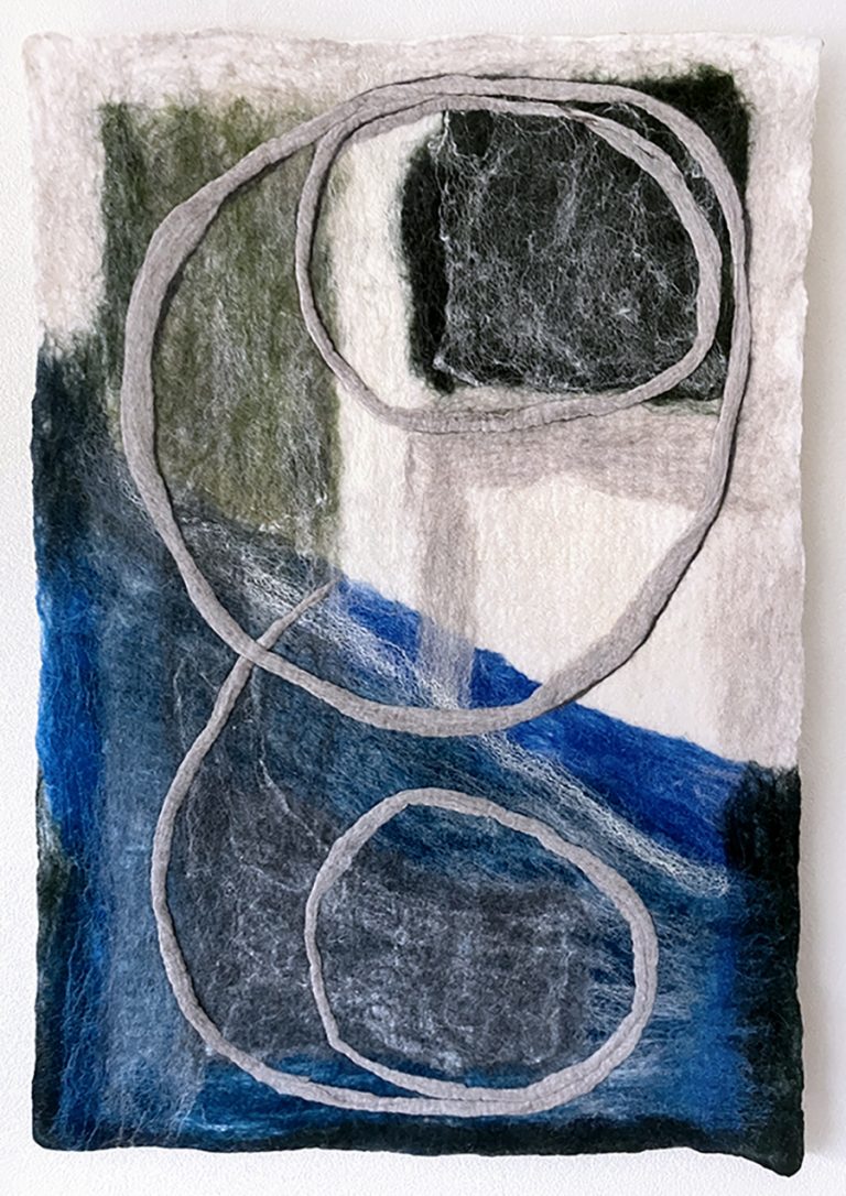 Vilt, nieuw werk 2025, Kunst, Alphen aan den Rijn, Desiree Ubink, Schilderen met wol, Handgemaakte Kunst, Te Koop, vilten wandkleden, natuurlijk materiaal, kunstacademie Breda, duurzaam